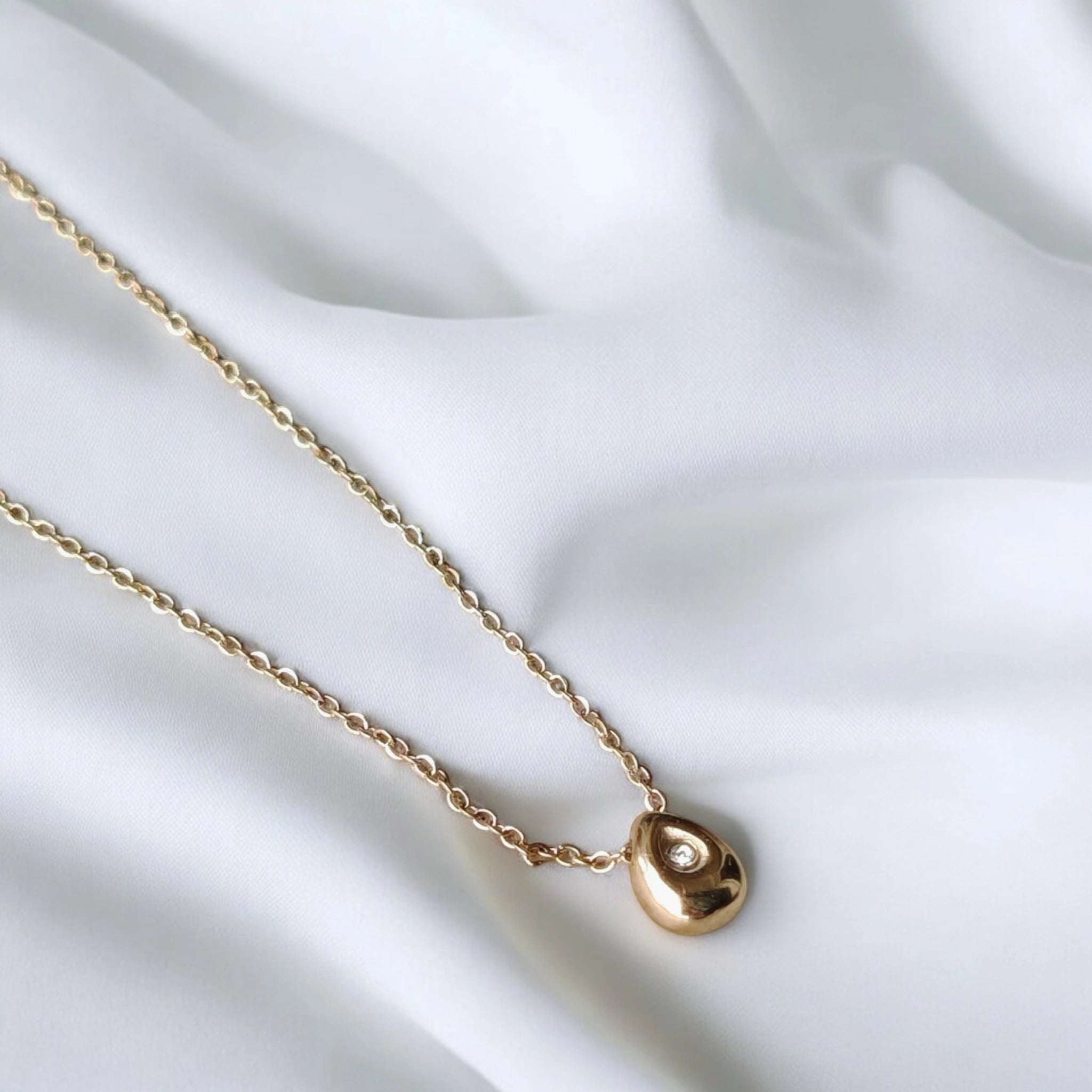 Tiny Drop Necklace - Asiluna